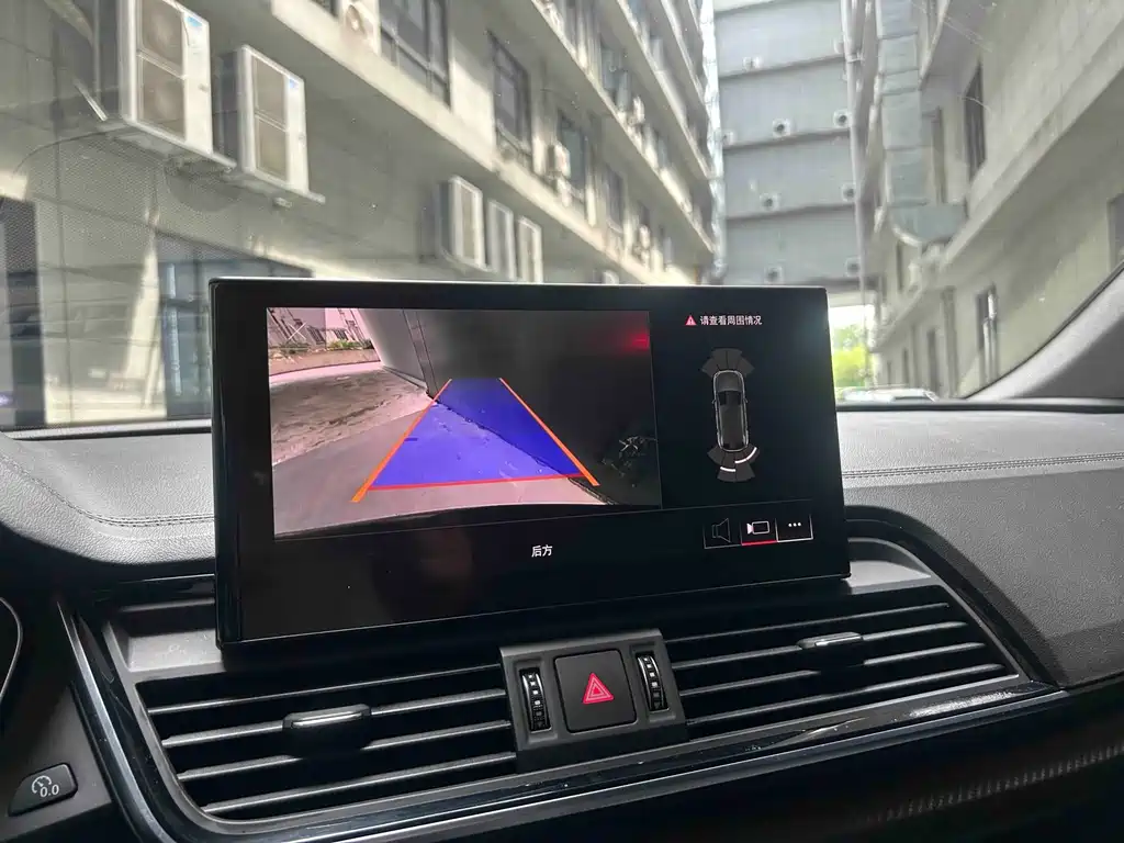 Audi Q5L — миниатюра 16