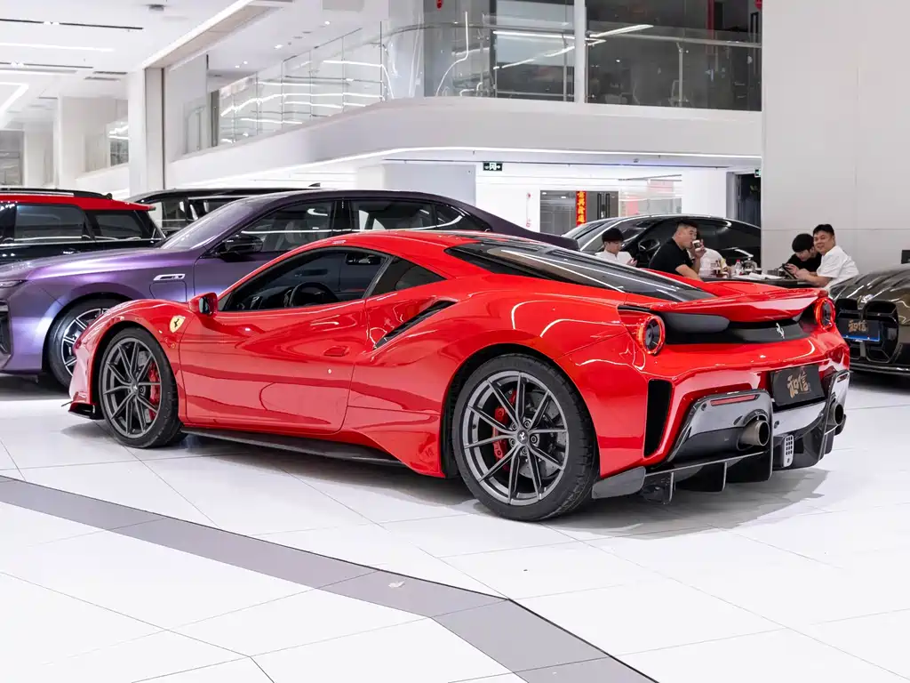 Ferrari 488 — миниатюра 5