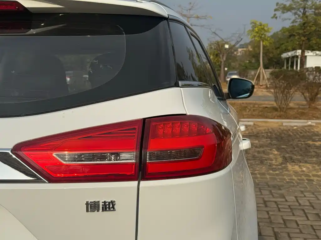 GEELY AUTOMOBILE BOYUE