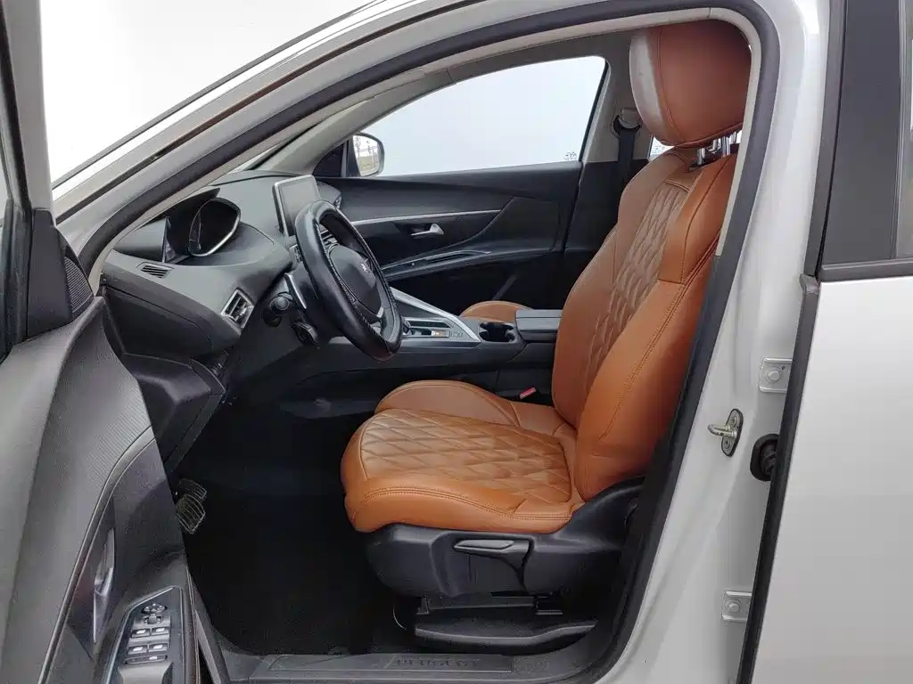 Peugeot 5008 — миниатюра 10