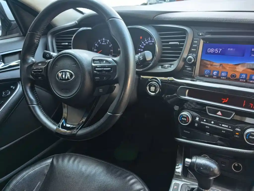 Kia K5 — миниатюра 10