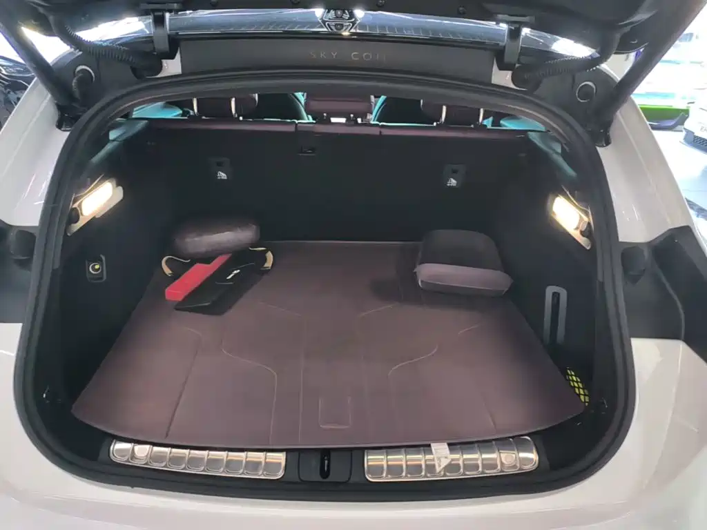 NIO ET5T — миниатюра 19