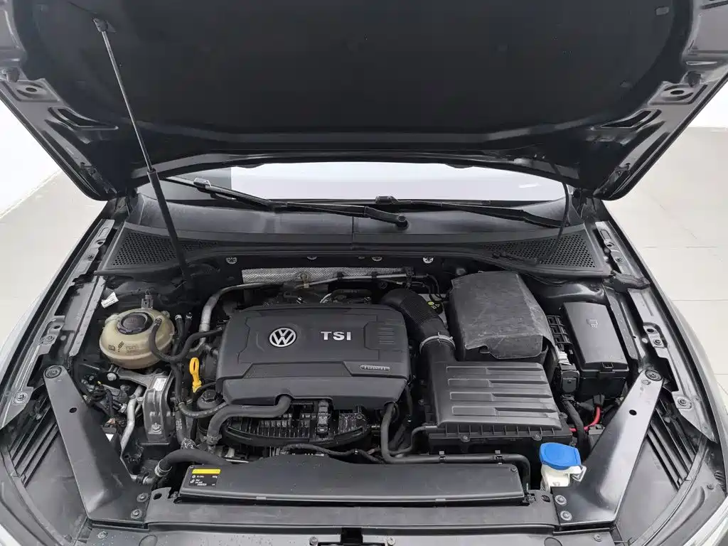 Volkswagen Magotan — миниатюра 6