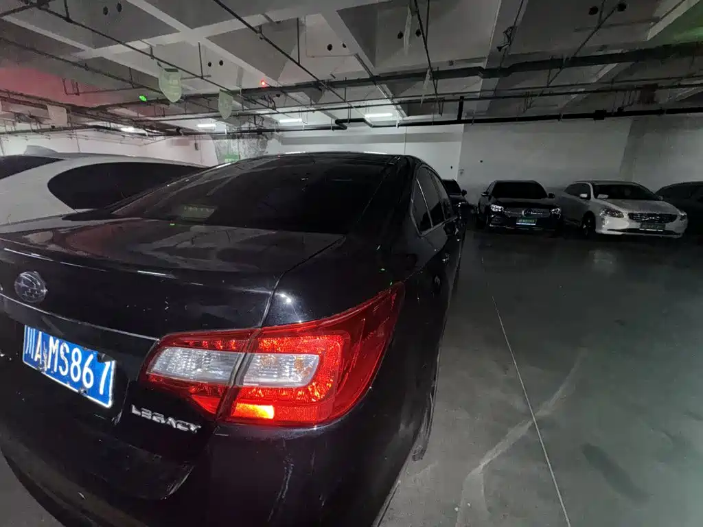 Subaru Legacy — миниатюра 7