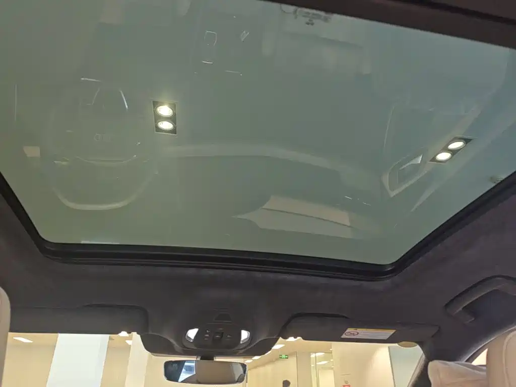 Audi Q6L e-tron — миниатюра 18