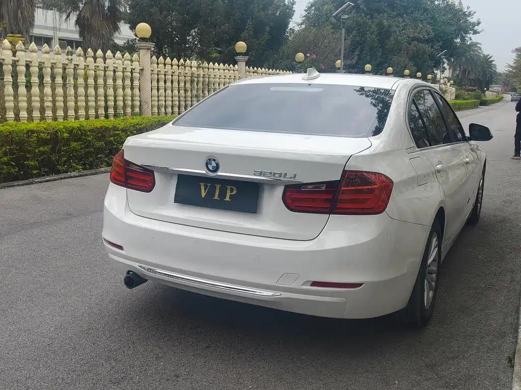 BMW 3 Series — миниатюра 8