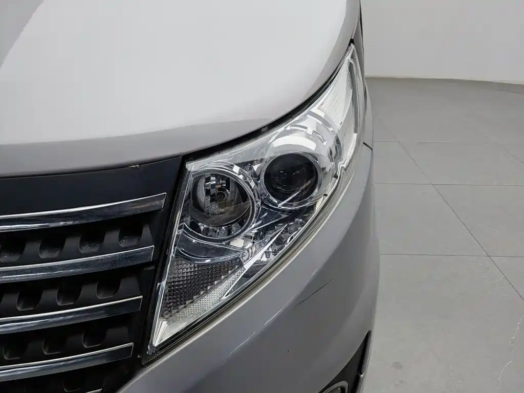 JAC Refine M5 — миниатюра 7