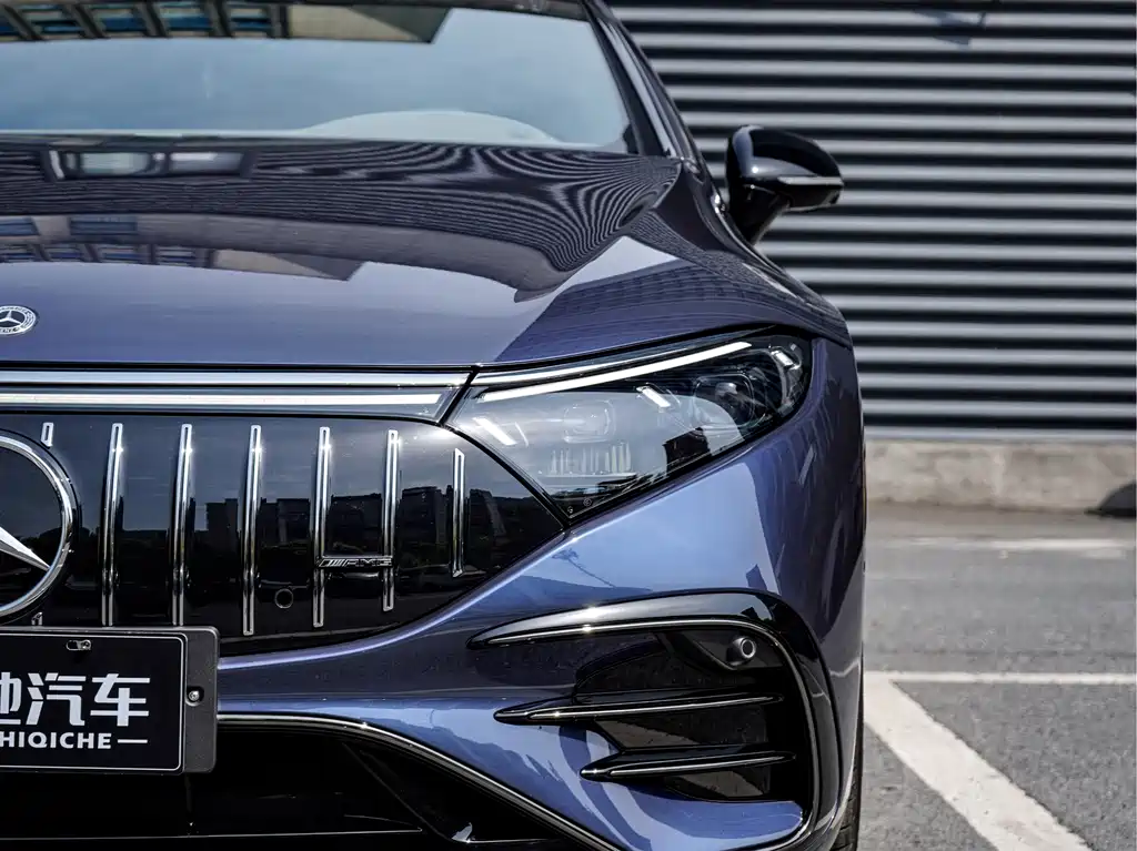 MERCEDES-BENZ EQS AMG