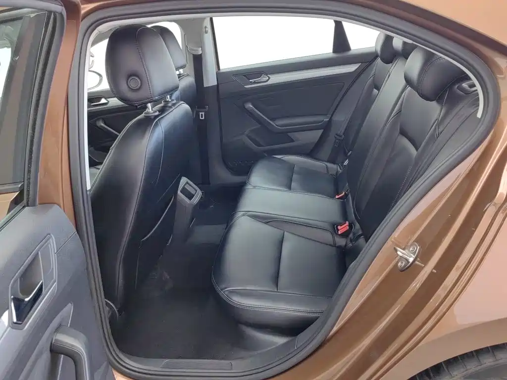 Volkswagen Lamando — миниатюра 15