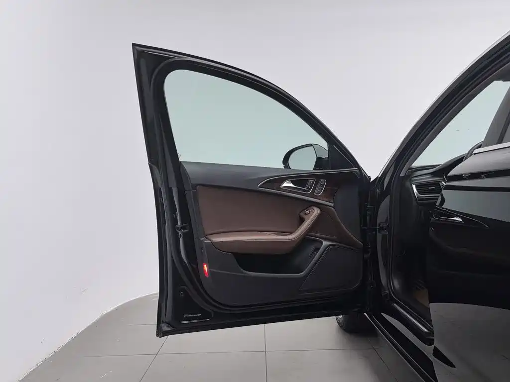Audi A6L — миниатюра 8