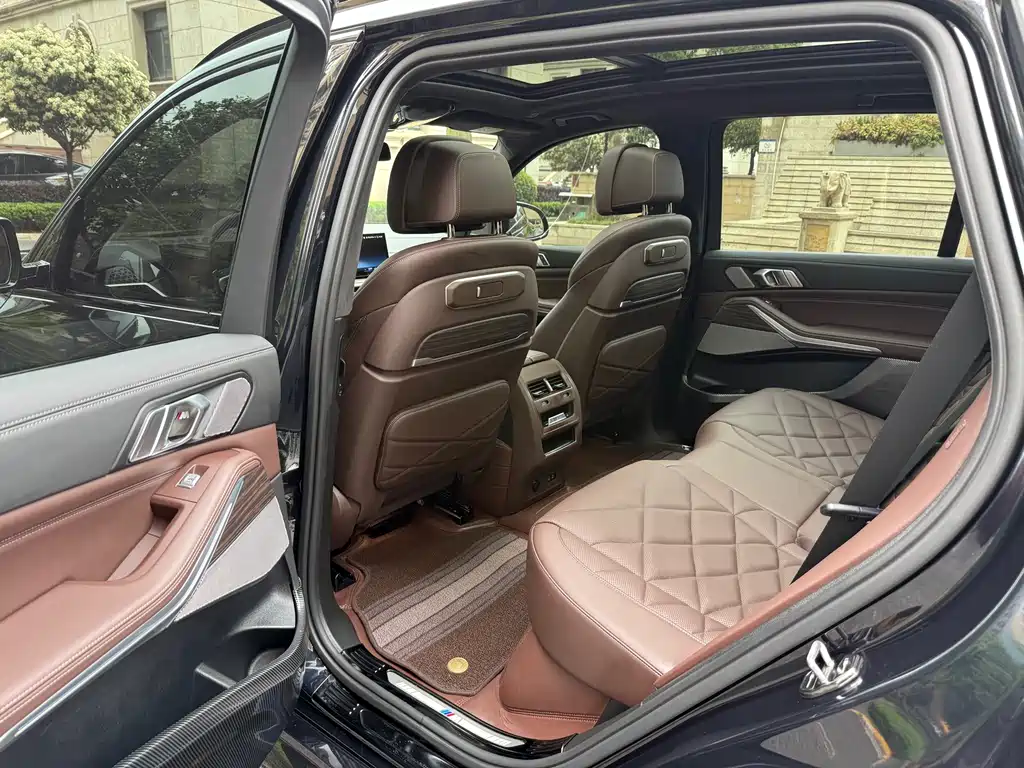 BMW X5 2023 xDrive 40Li M Sport