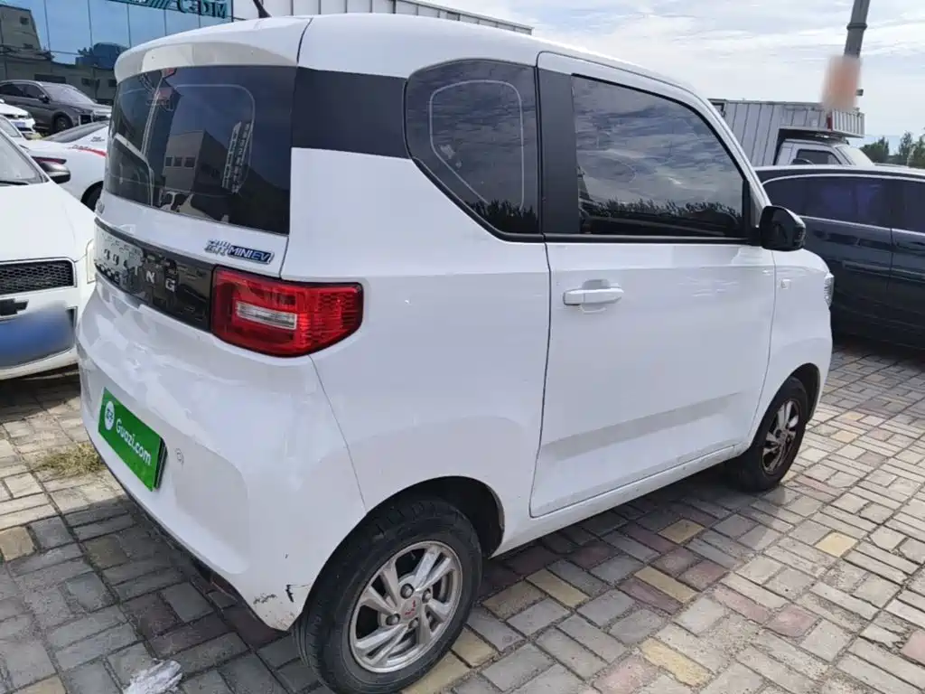 Wuling MINIEV — миниатюра 7