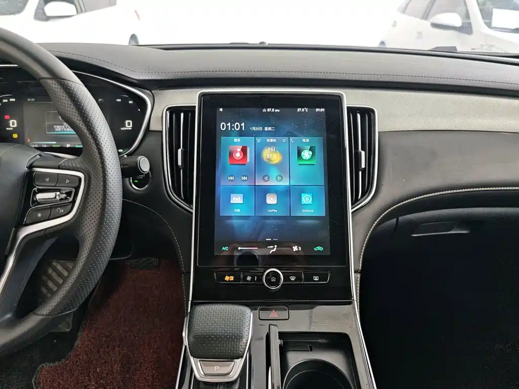 Roewe i6 MAX New Energy — миниатюра 13