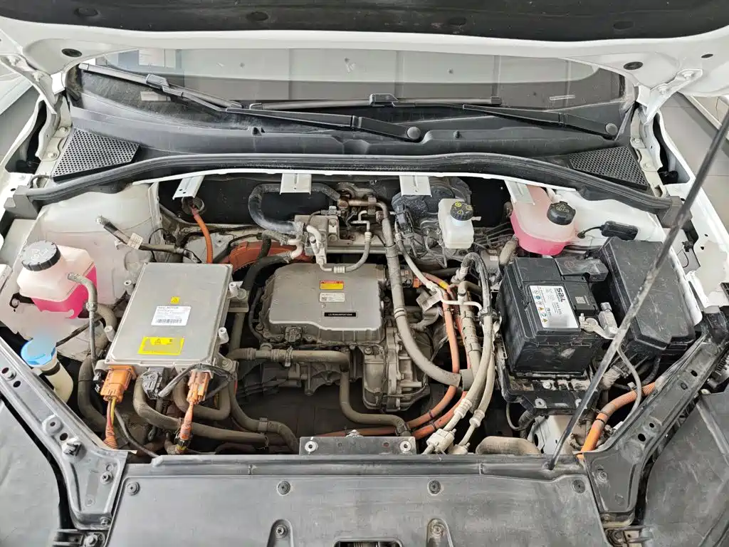 Roewe i6 MAX New Energy — миниатюра 20
