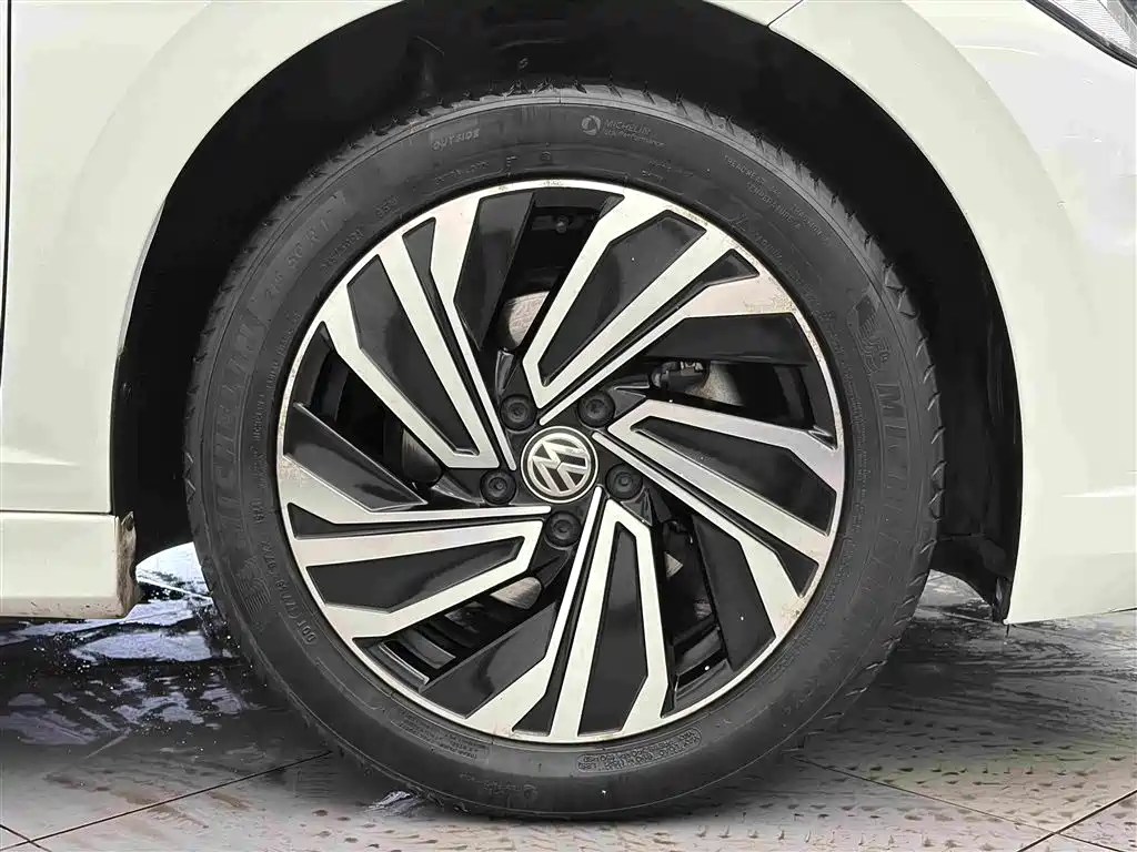 Volkswagen Sagitar — миниатюра 9