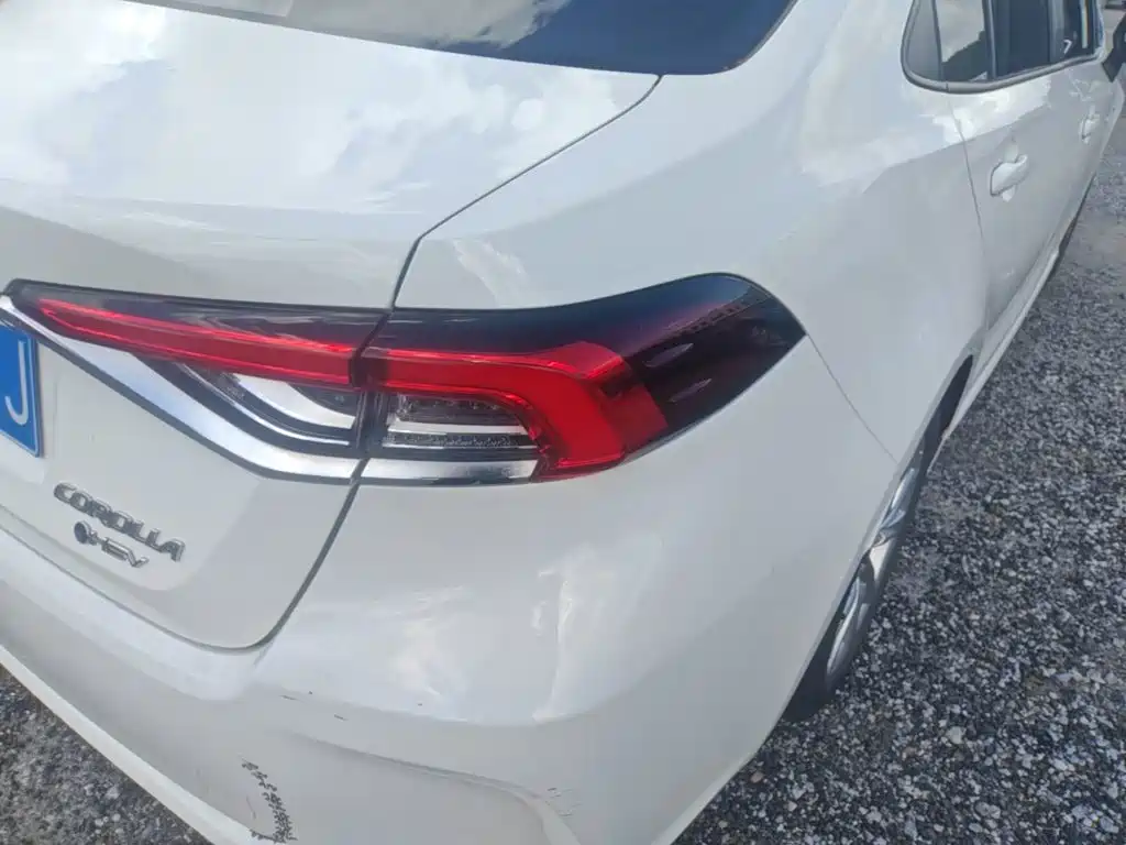 Toyota Corolla — миниатюра 8