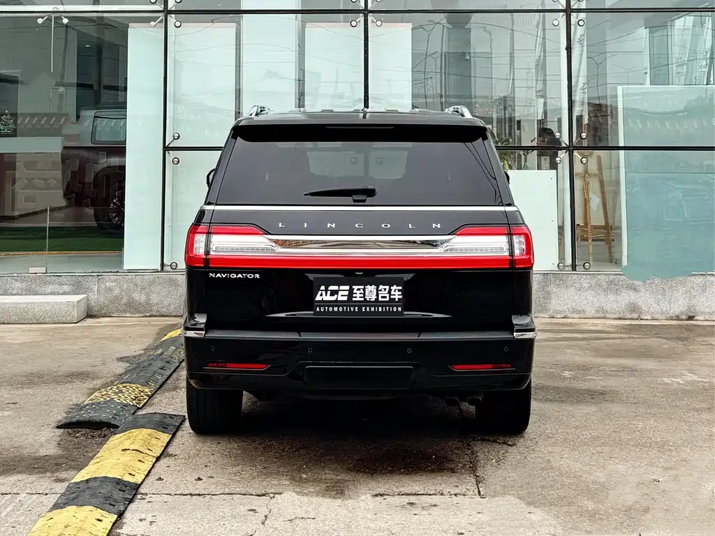 Lincoln Navigator 2019 3.5T VI