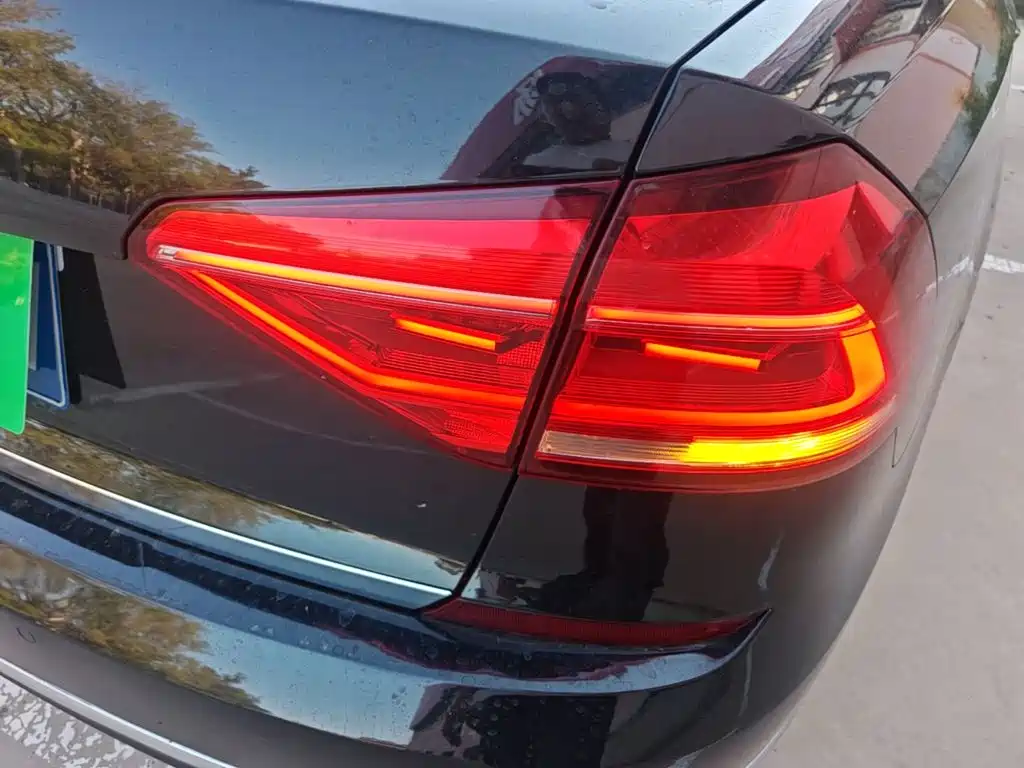 Volkswagen Passat — миниатюра 8