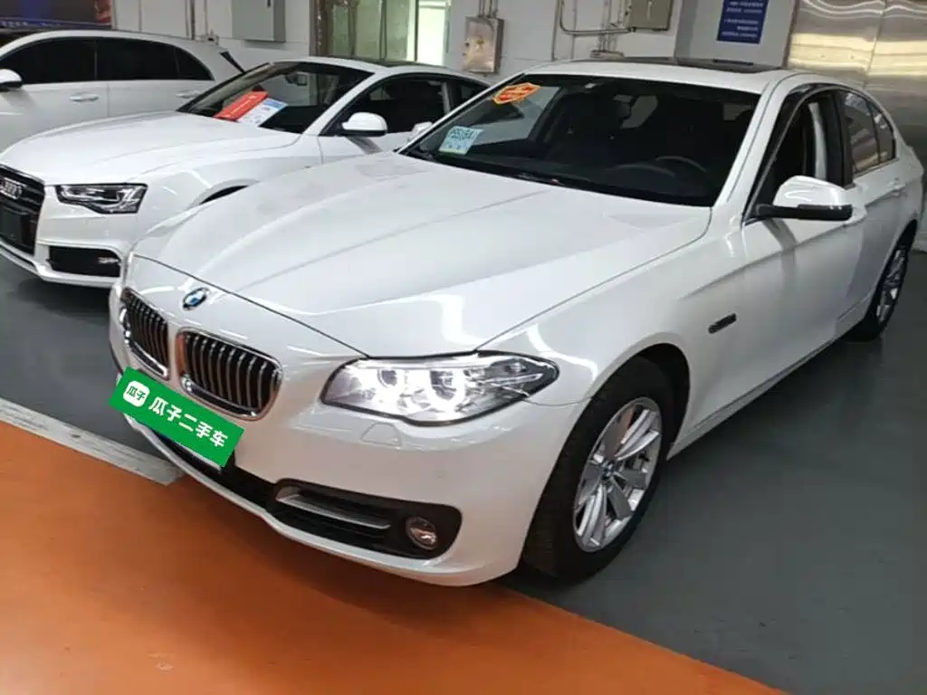 BMW 5 Series — миниатюра 2