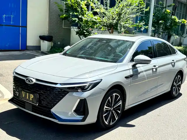 2025 Chery Arrizo 8