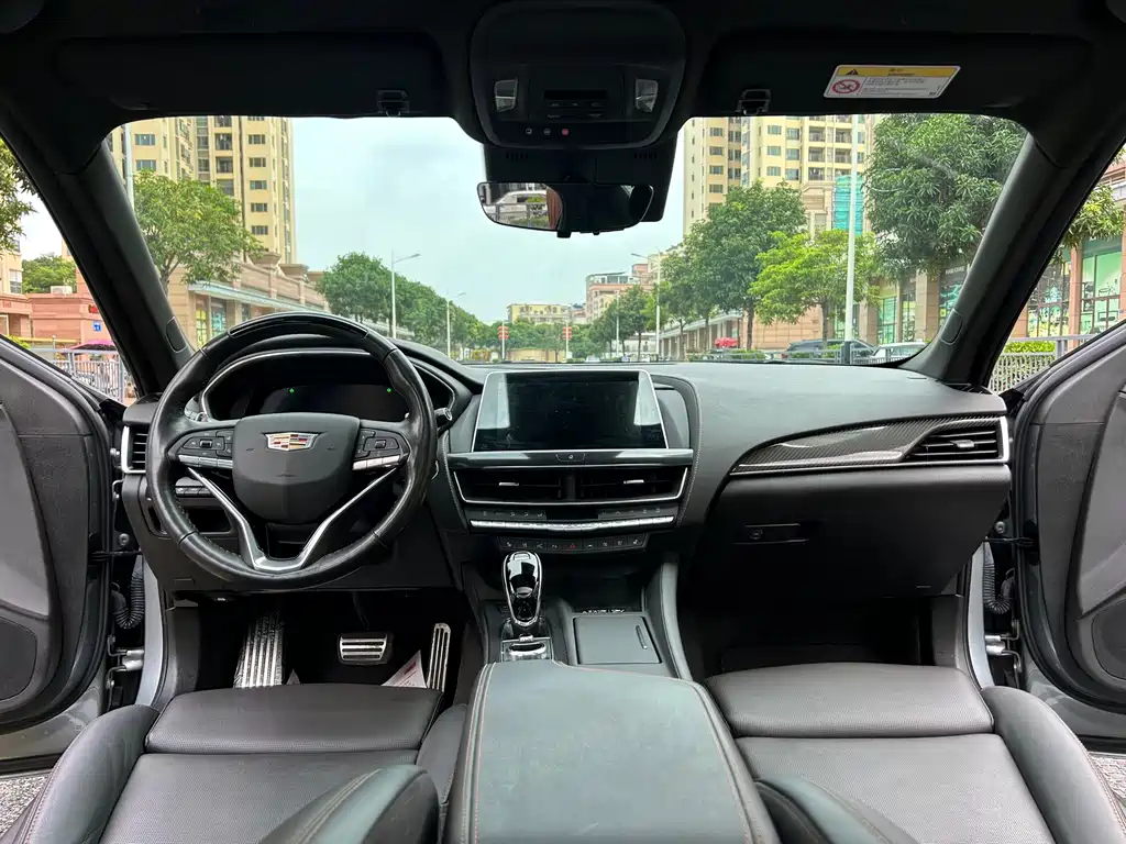 Cadillac CT5 — миниатюра 28