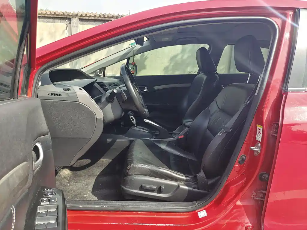 Honda Civic — миниатюра 7