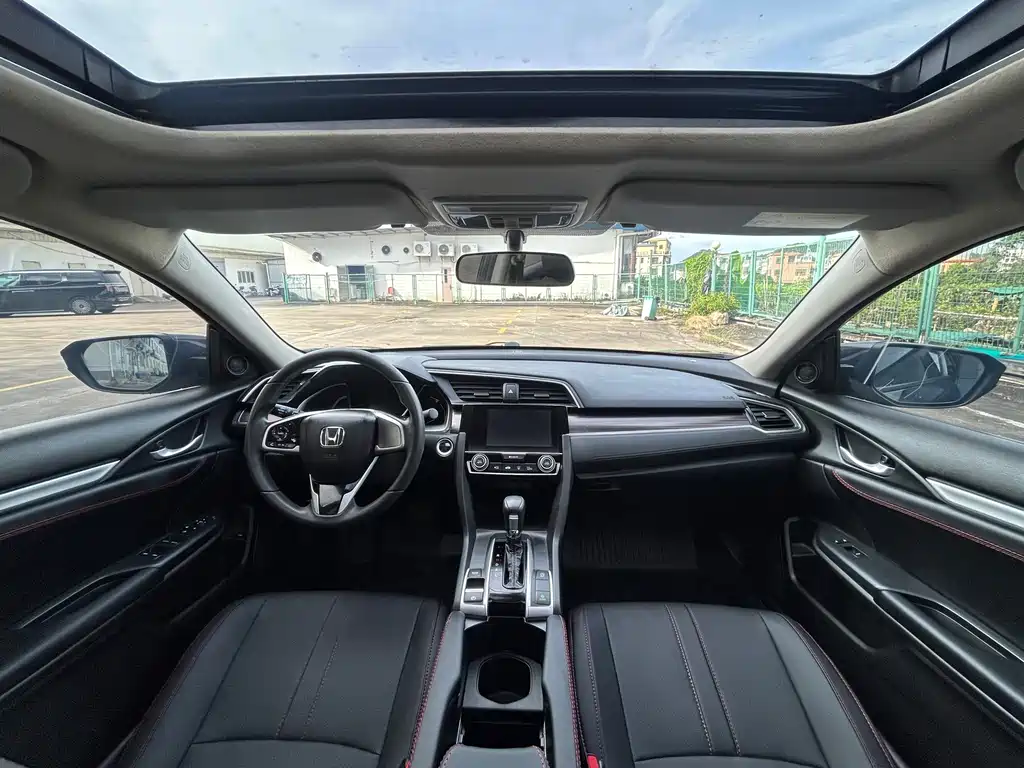Honda Civic — миниатюра 13