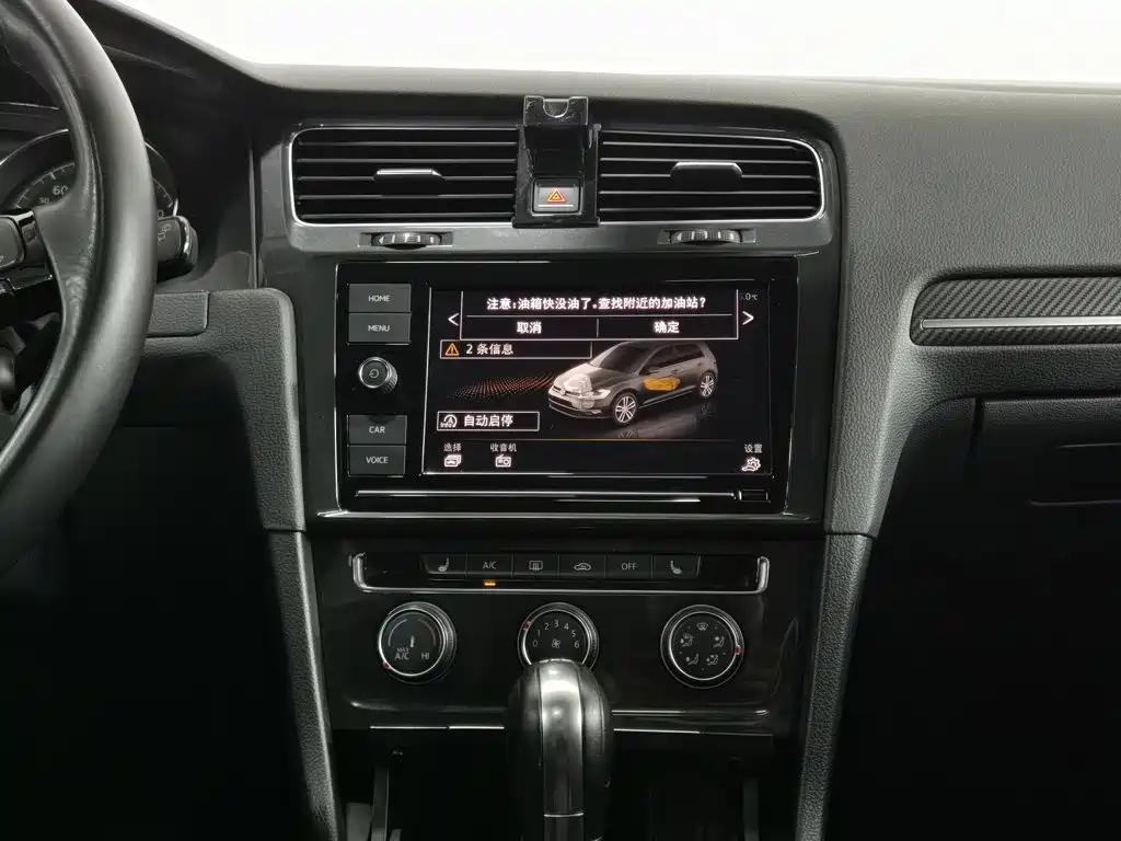 Volkswagen Golf — миниатюра 12