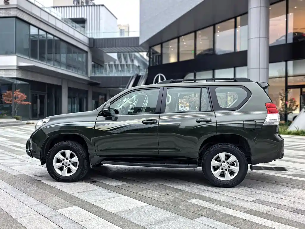 Toyota Prado (Import) — миниатюра 8