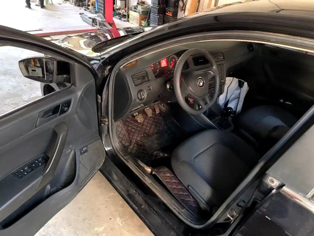 Volkswagen Santana — миниатюра 16