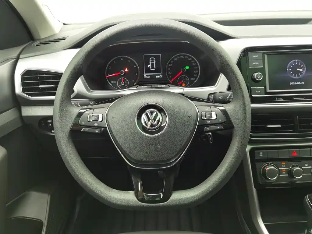 Volkswagen T-Cross — миниатюра 11