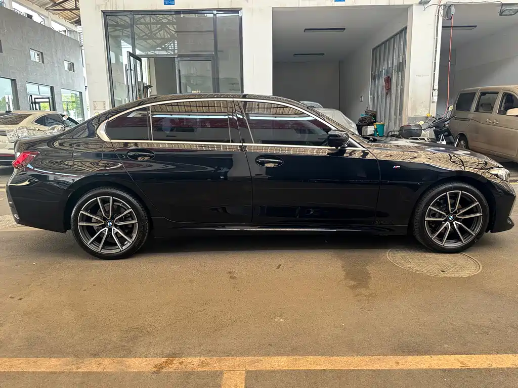 BMW 3 Series — миниатюра 16
