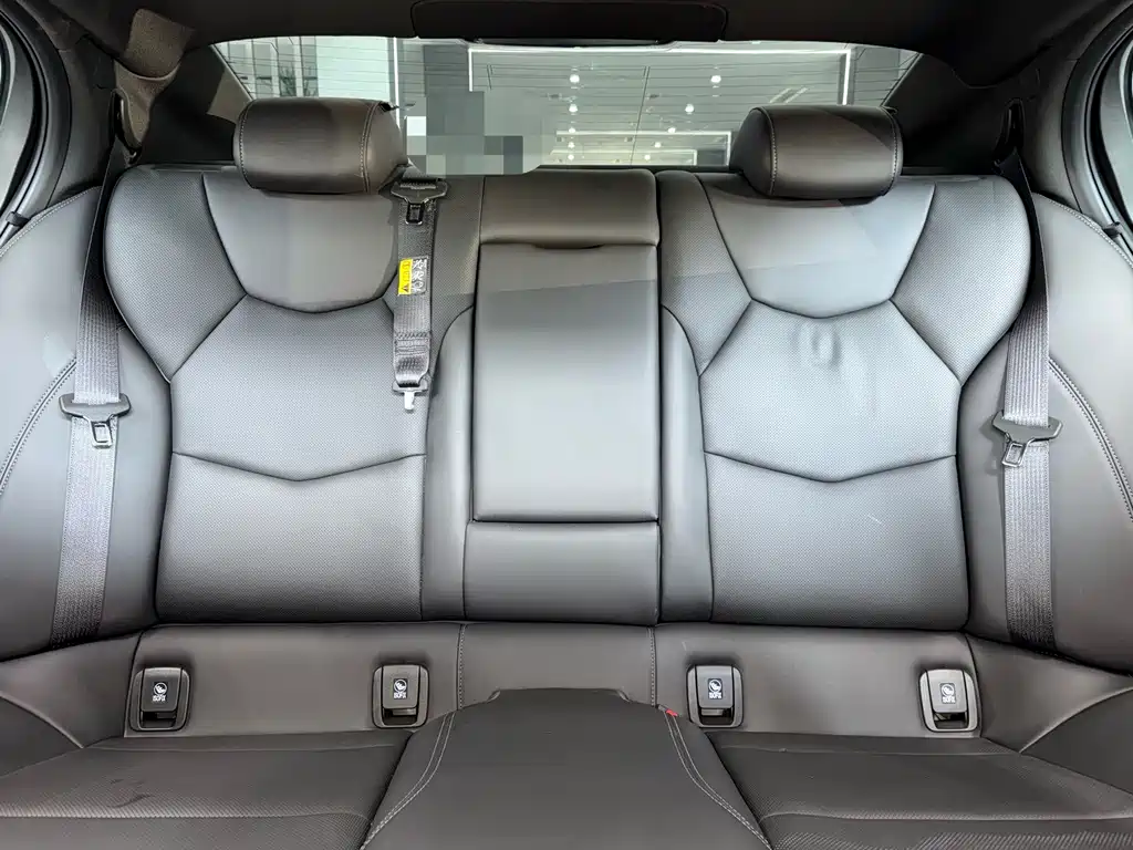 Cadillac CT5 — миниатюра 4