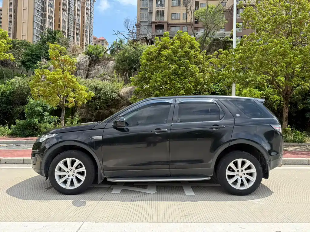 Land Rover Discovery Sport — миниатюра 4