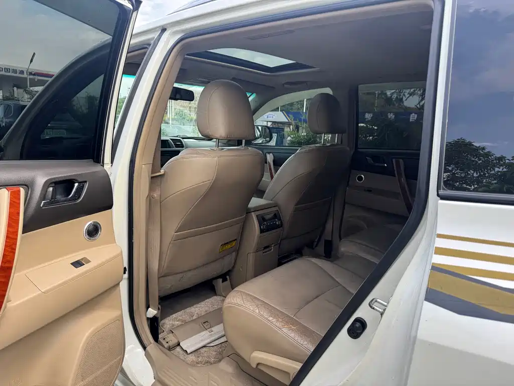 Toyota Highlander — миниатюра 8