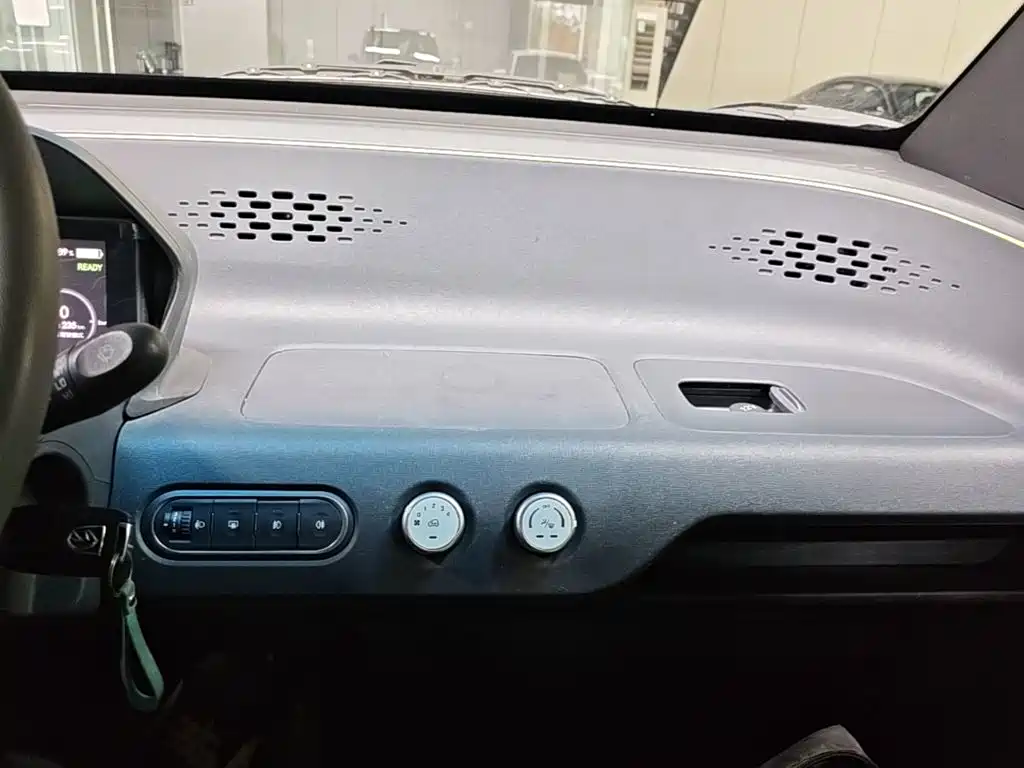 Baojun E100 — миниатюра 13