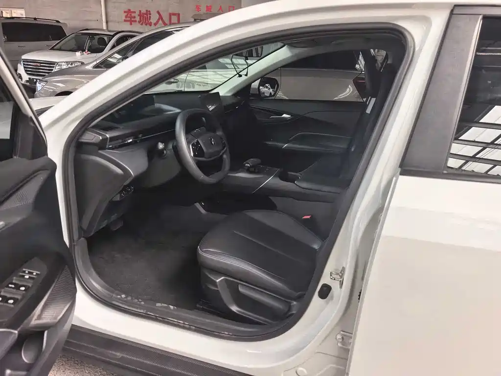 Changan Yida 2023 NE 1.5T GDI DCT Luxury