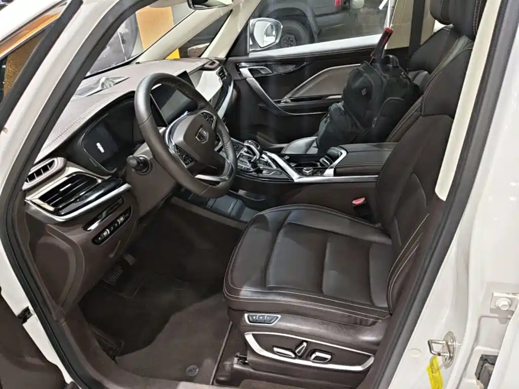 Geely Jia Ji — миниатюра 15