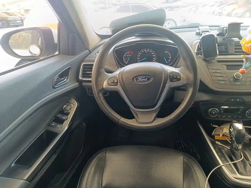 Ford Escort — миниатюра 3