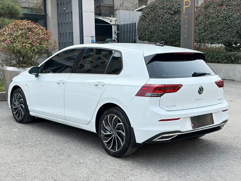 Volkswagen Golf — миниатюра 9