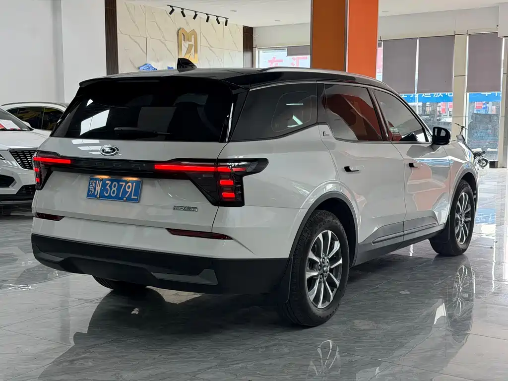 Ford Edge — миниатюра 20