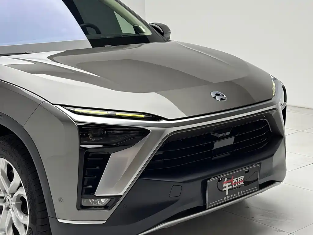 NIO ES8 — миниатюра 19