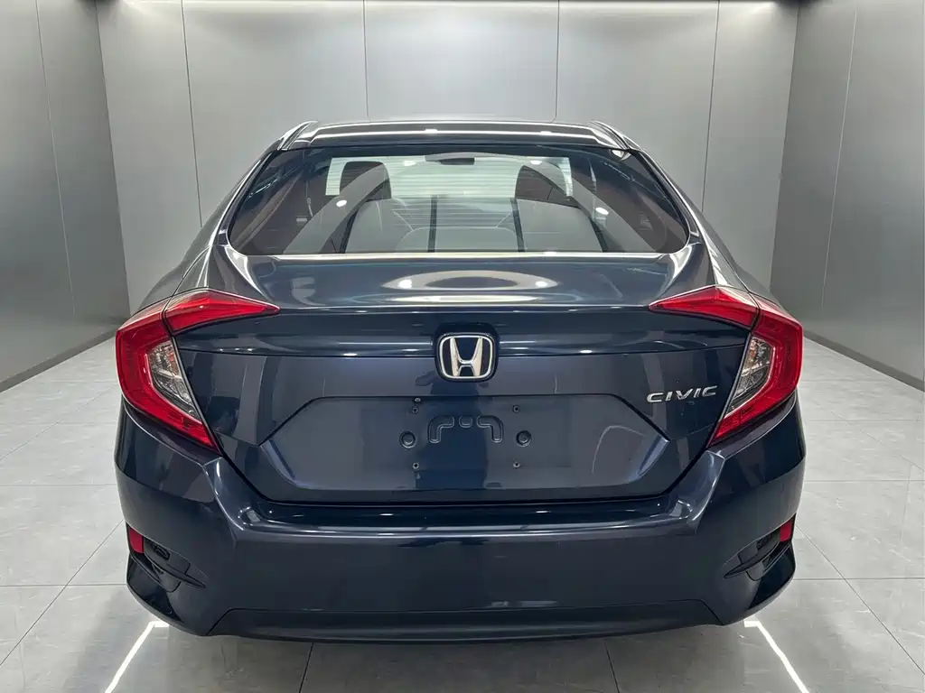 Honda Civic — миниатюра 5