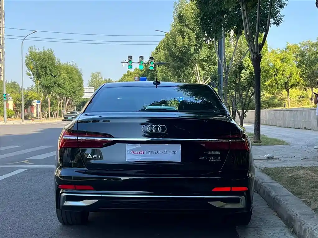 Audi A6L 2026 45 TFSI quattro