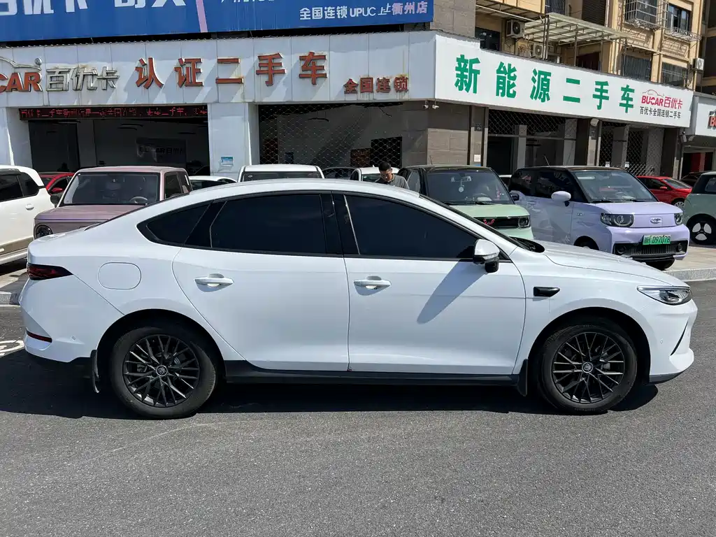 BYD Qin PLUS — миниатюра 3