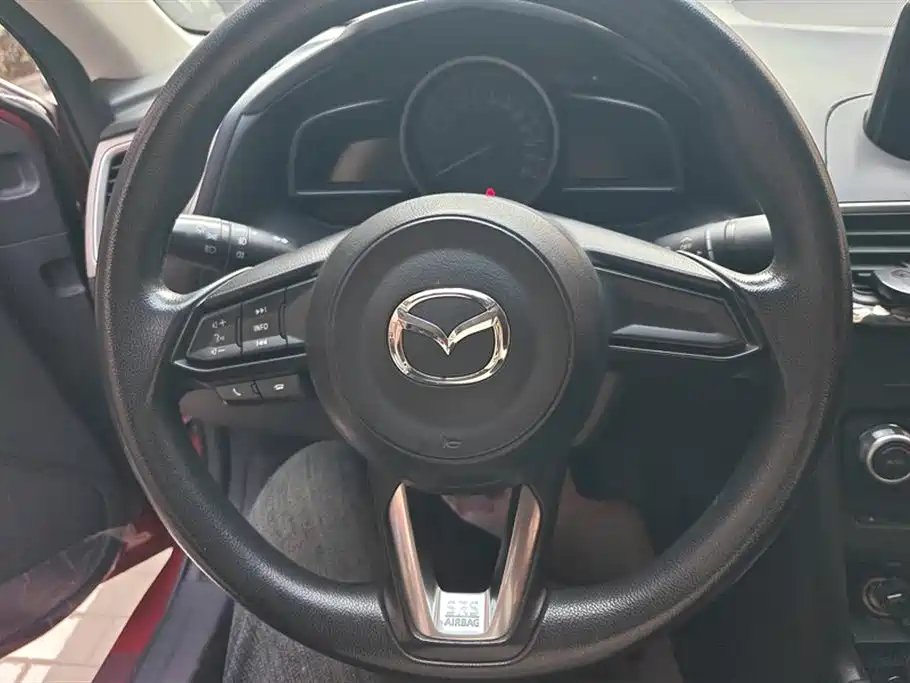 MAZDA 3 ANGKESAILA