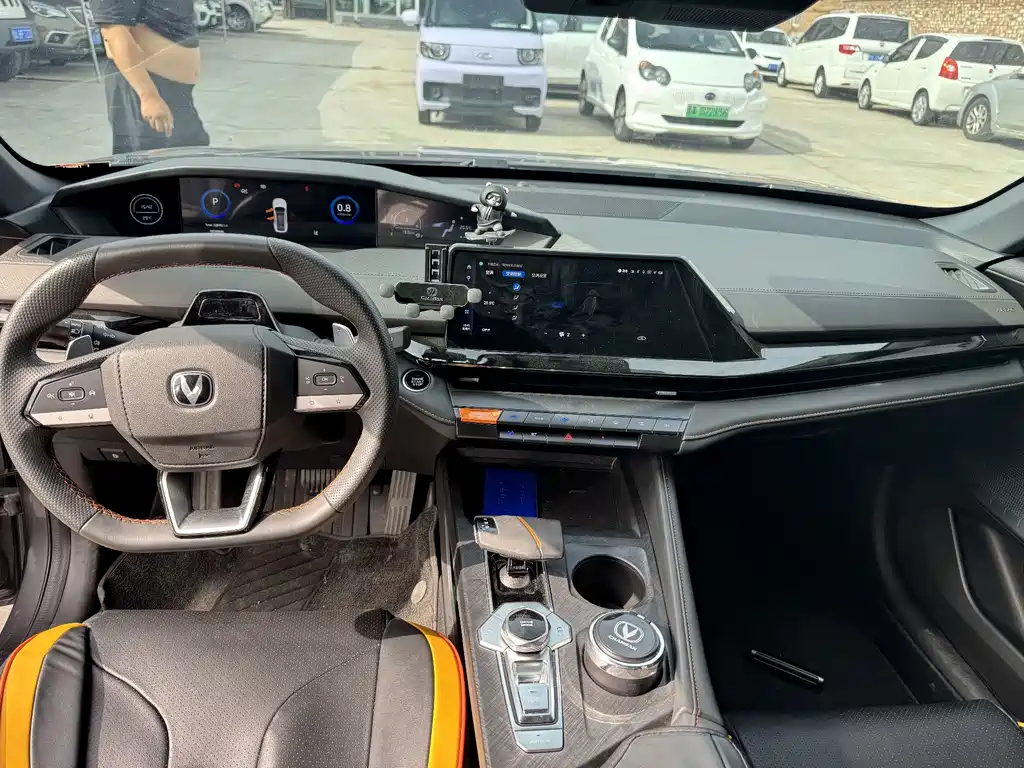 Changan UNI-V — миниатюра 6
