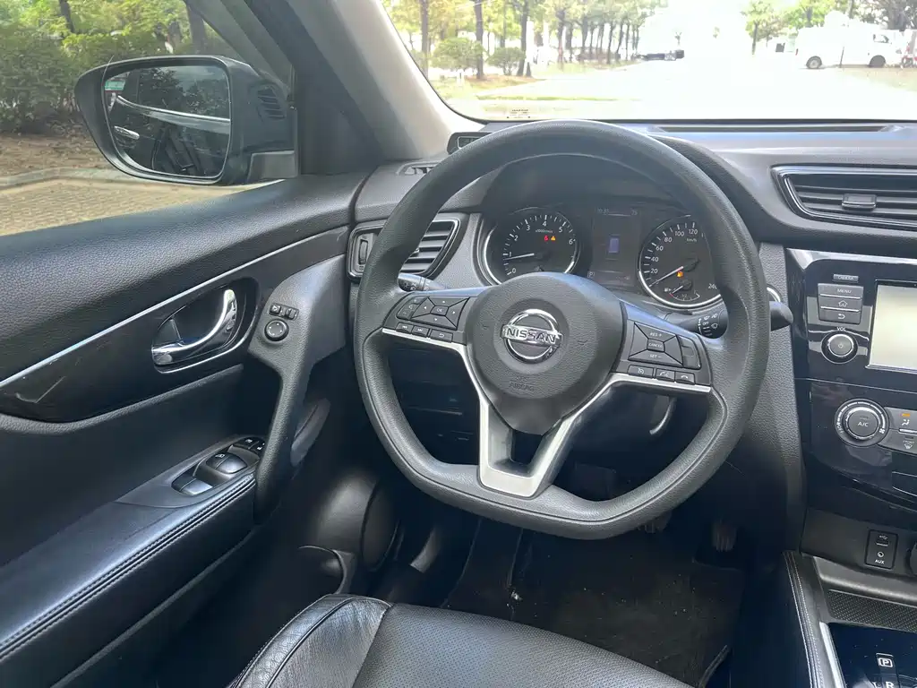 Nissan X-Trail 2.0L CVT Comfort Edition 2WD, фото 12