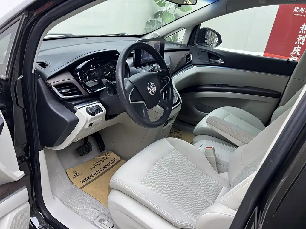 Buick GL8 — миниатюра 5