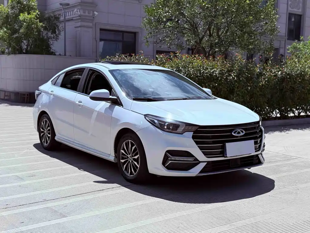 Chery Arrizo 5 PLUS — миниатюра 3